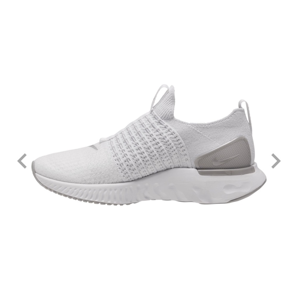 Nike React Phantom Flyknit 7.5